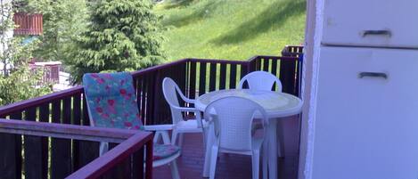 Apartamento | Opções para refeição ao ar livre