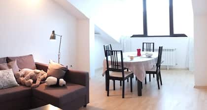 Mtn View Ski Apt - Sleeps4, Petok, 5 Min Ski Lift