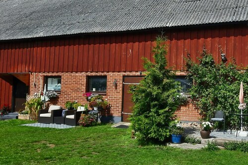 Tollarp - Barn - Sleeps 3 - Pet Friendly - Parking