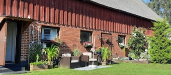 1 Bed Flat - Sleeps 3 - Pets - Parking - Wifi