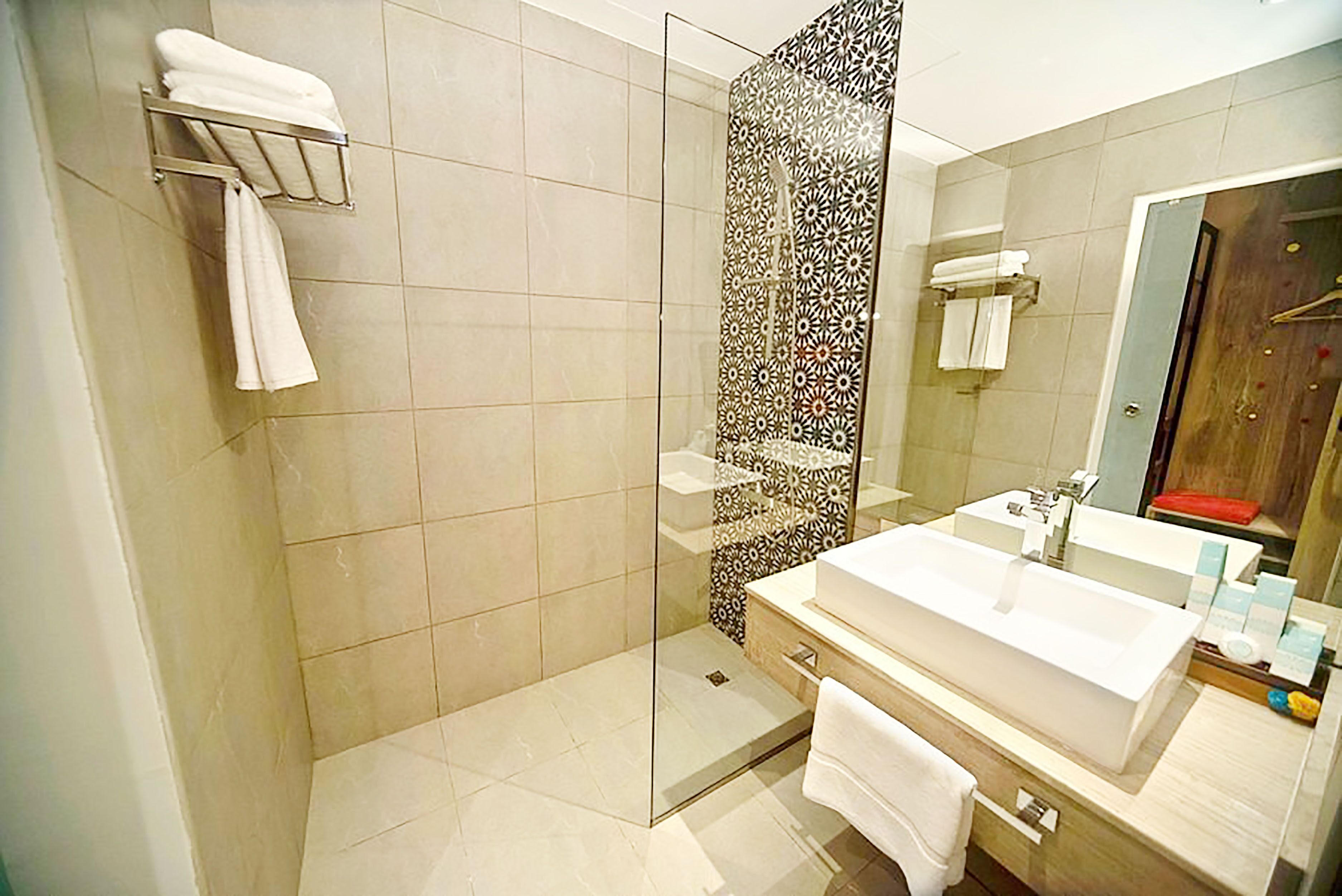 Photo - Kingsgate Al Jaddaf Hotel by Millennium