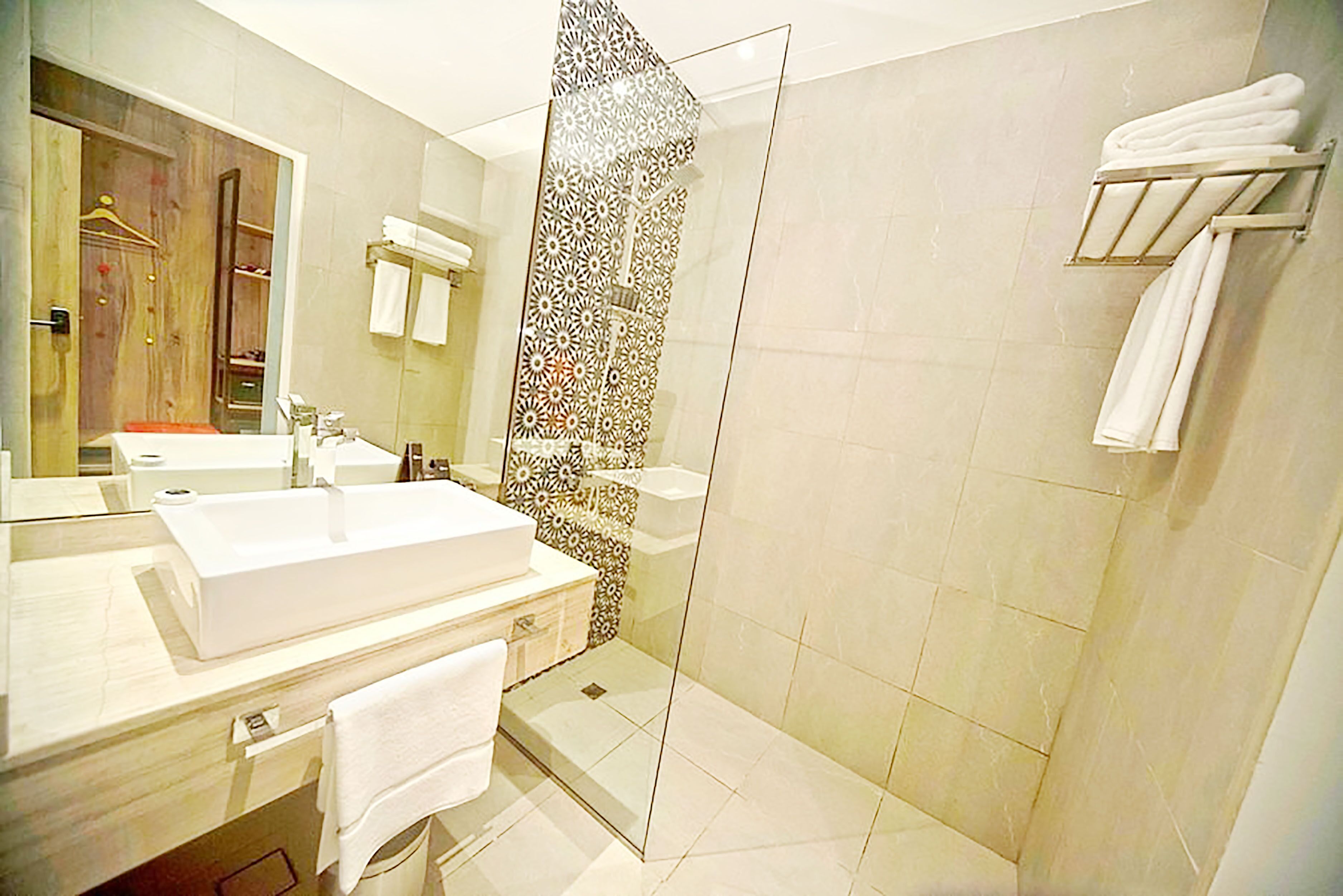Photo - Kingsgate Al Jaddaf Hotel by Millennium