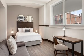 Roupas de cama premium, edredons de pluma, escrivaninha