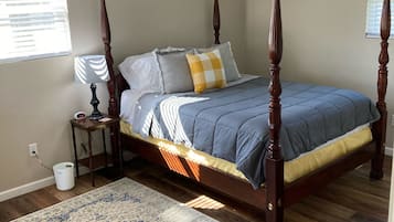 2 bedrooms, iron/ironing board, free WiFi, bed sheets