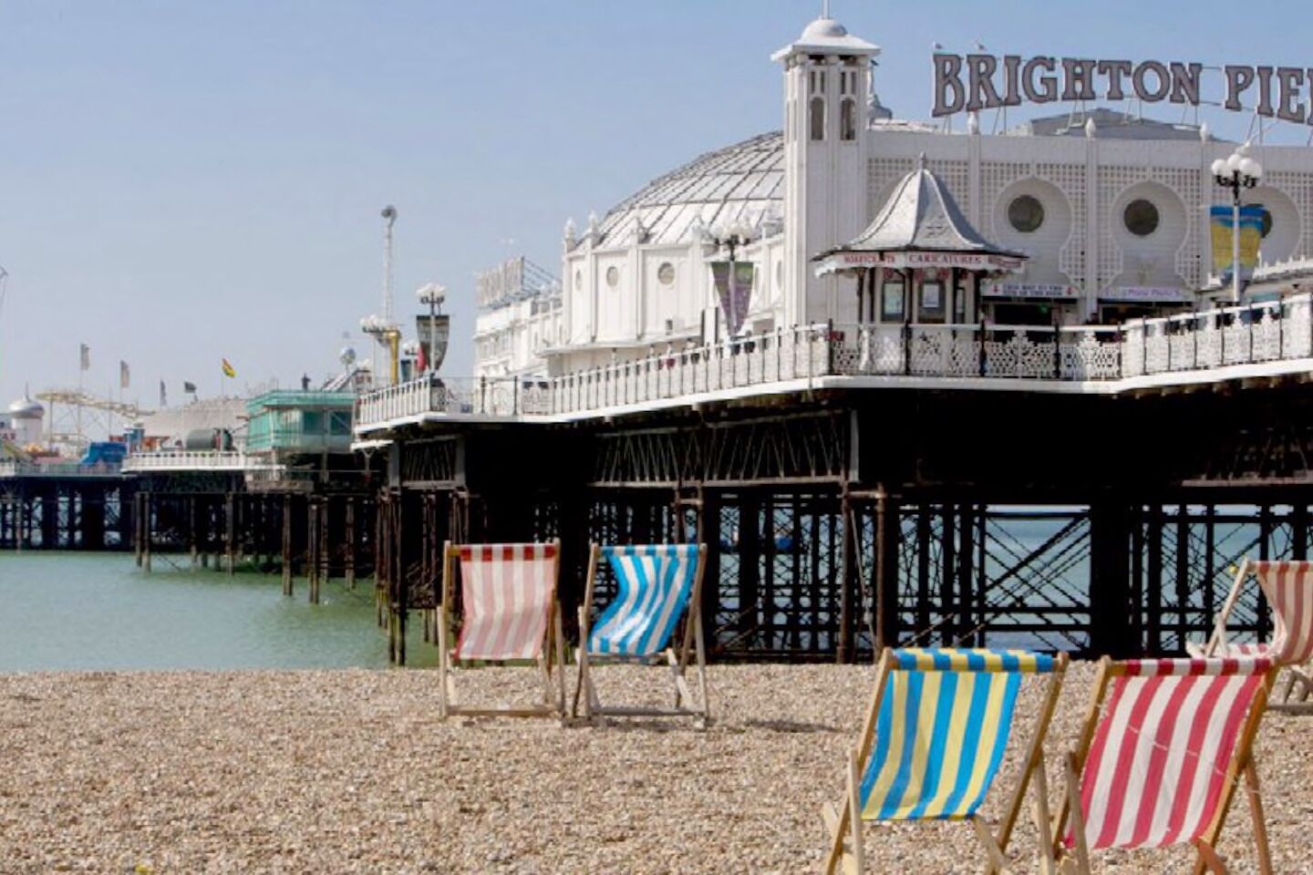 靠近海滩 、沙滩椅