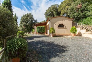 숙박 시설 정면