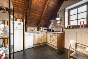 Fridge, microwave, dishwasher, toaster