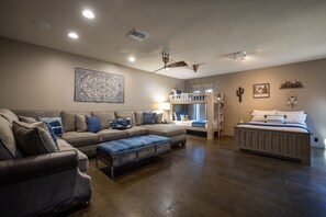 House, 5 Bedrooms | Living area | Smart TV, ping pong - North Scottsdale On 70th Pl 5 Bedroom Home by RedAwning (Scottsdale)