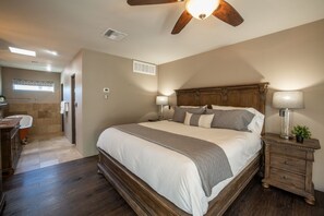 House, 5 Bedrooms | 5 bedrooms, iron/ironing board, travel cot, free WiFi - North Scottsdale On 70th Pl 5 Bedroom Home by RedAwning (Scottsdale)