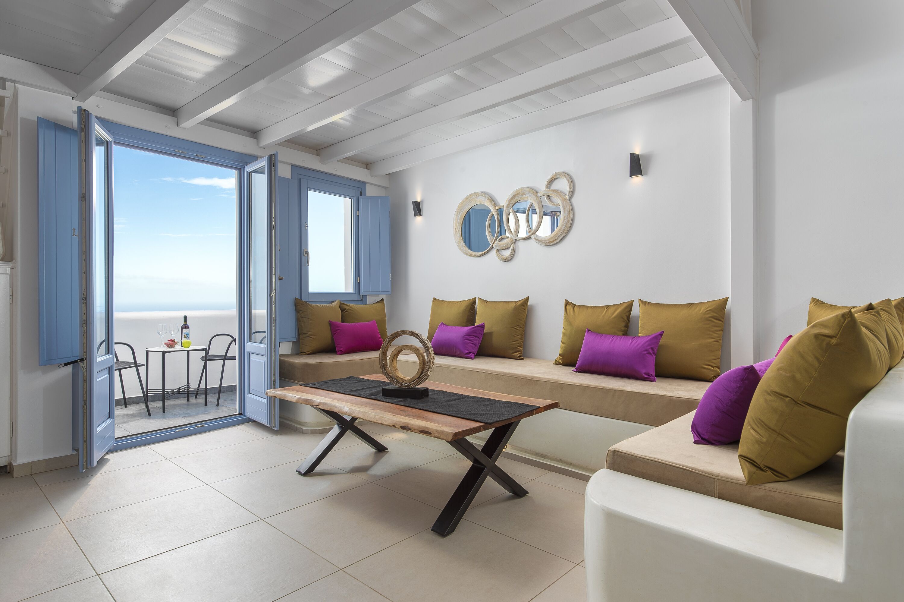 superior villa, hot tub, sea view | living area | flat-screen tv