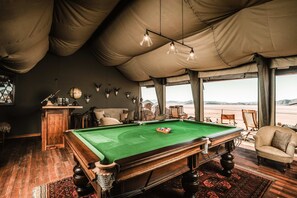 Bar (en la propiedad)