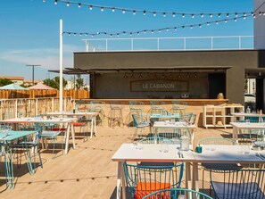 Bar (in der Unterkunft)