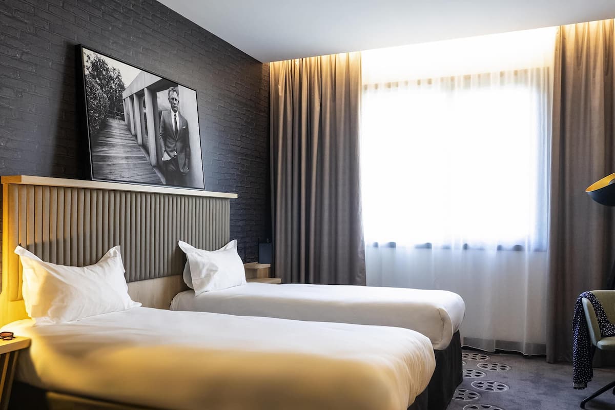 Chambre, 2 lits une place