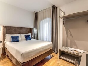 Minibar, in-room safe, desk, soundproofing