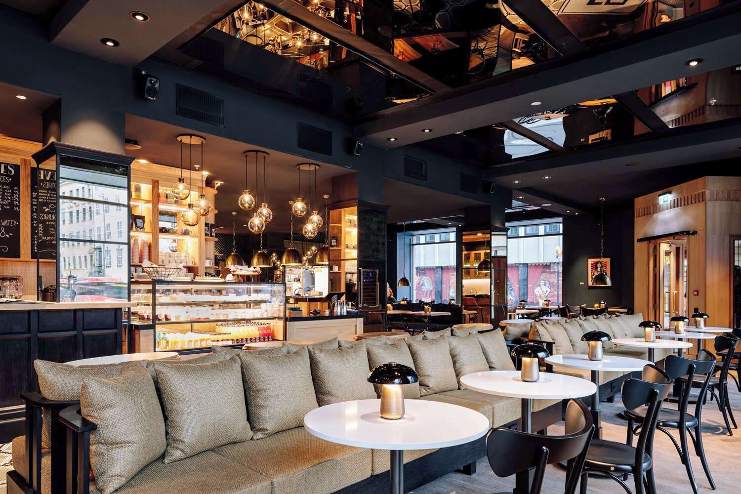 تناول الطعام