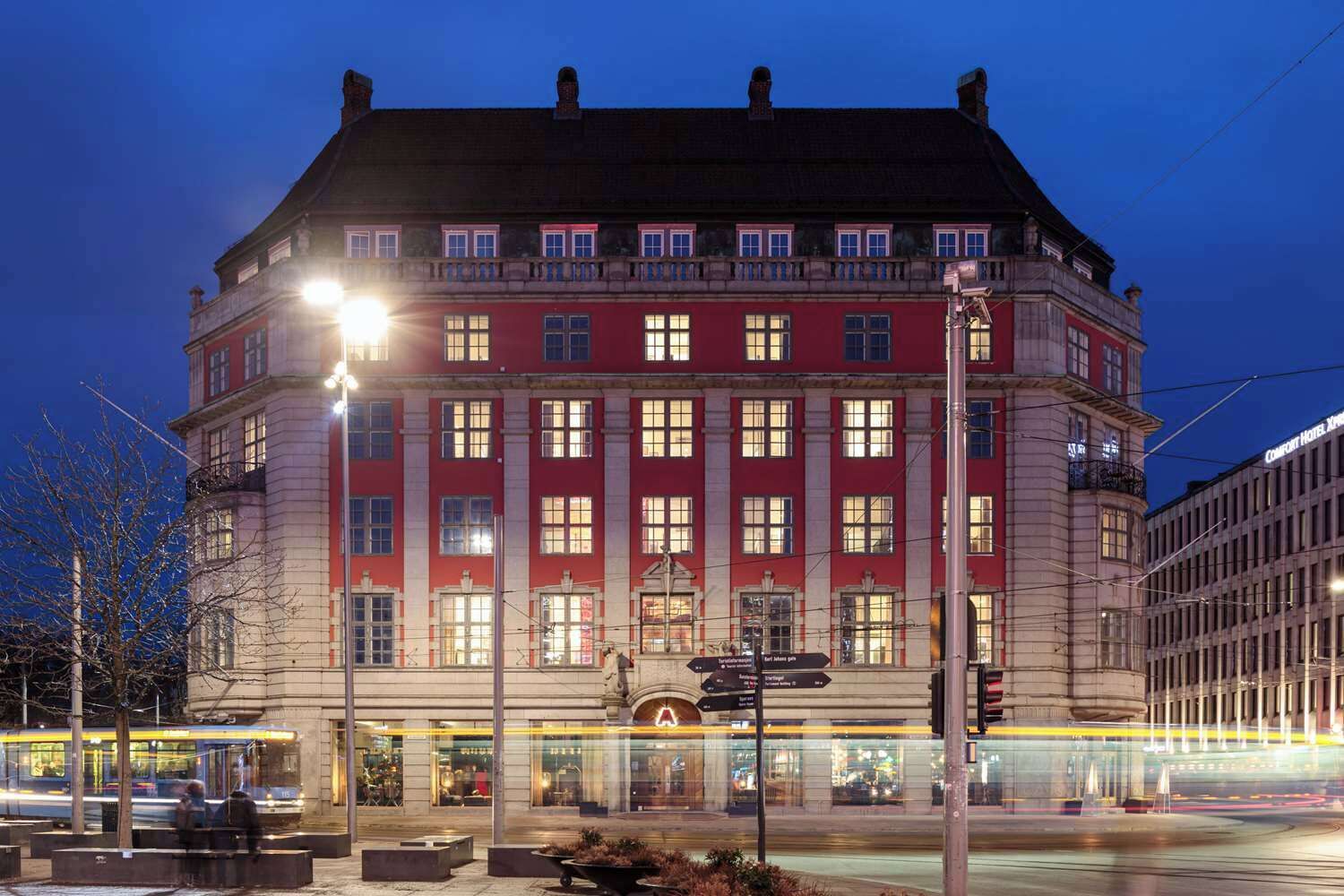 المنشأة من الخارج