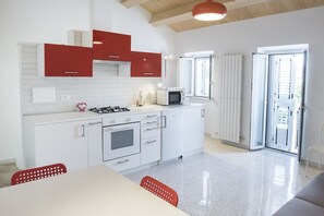 Fridge, oven, dishwasher - S222 - Sirolo, brand new one-bedroom apartment (Sirolo)