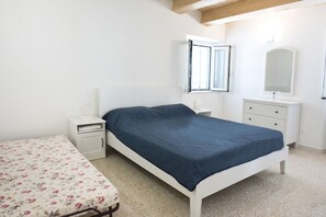 1 bedroom, bed sheets - S222 - Sirolo, brand new one-bedroom apartment (Sirolo)