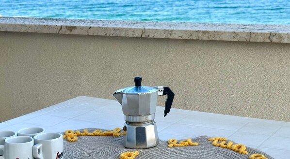 View from property - RS321 - Marcelli, three-room apartment facing the sea with beach included (Marcelli)