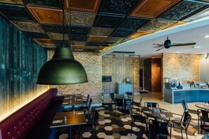 Restaurant - Athome Boutique Hotel (Tanjung Kidurong)