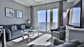 TV, fireplace, DVD player