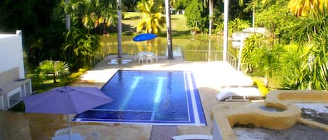 Piscine extérieure