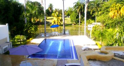 Casa Privada el Peñon Girardot