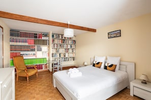 7 bedrooms, iron/ironing board, free WiFi, bed sheets - La Grenouillère - Grande longère bretonne (Pléneuf-Val-André)