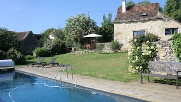 Piscine extérieure, piscine chauffée