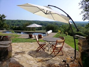 Outdoor dining - Your own little village in a Village  (Puyjourdes)