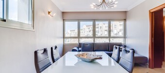Fabulous Kosher Apartment 3 BR + Den in Amazing Central Location!!