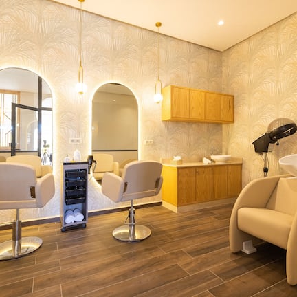 Steam room, Turkish bath, body treatments, aromatherapy