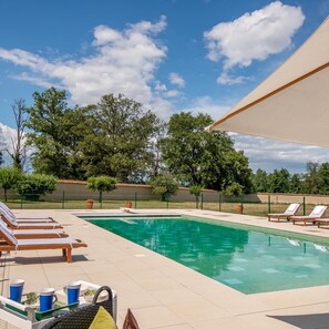 Alberca al aire libre 