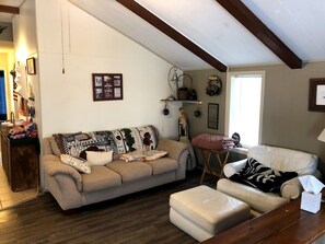 TV, books - Little House on the Prairie (Albion)