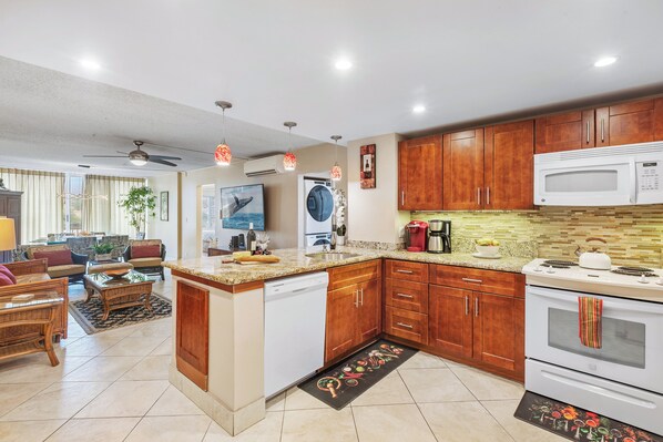 Fridge, microwave, oven, stovetop