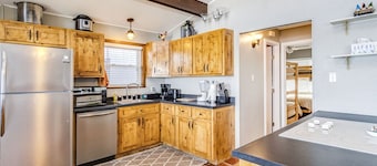 The Blue Water Bungalow! ***Waterfront w/ private beach!***