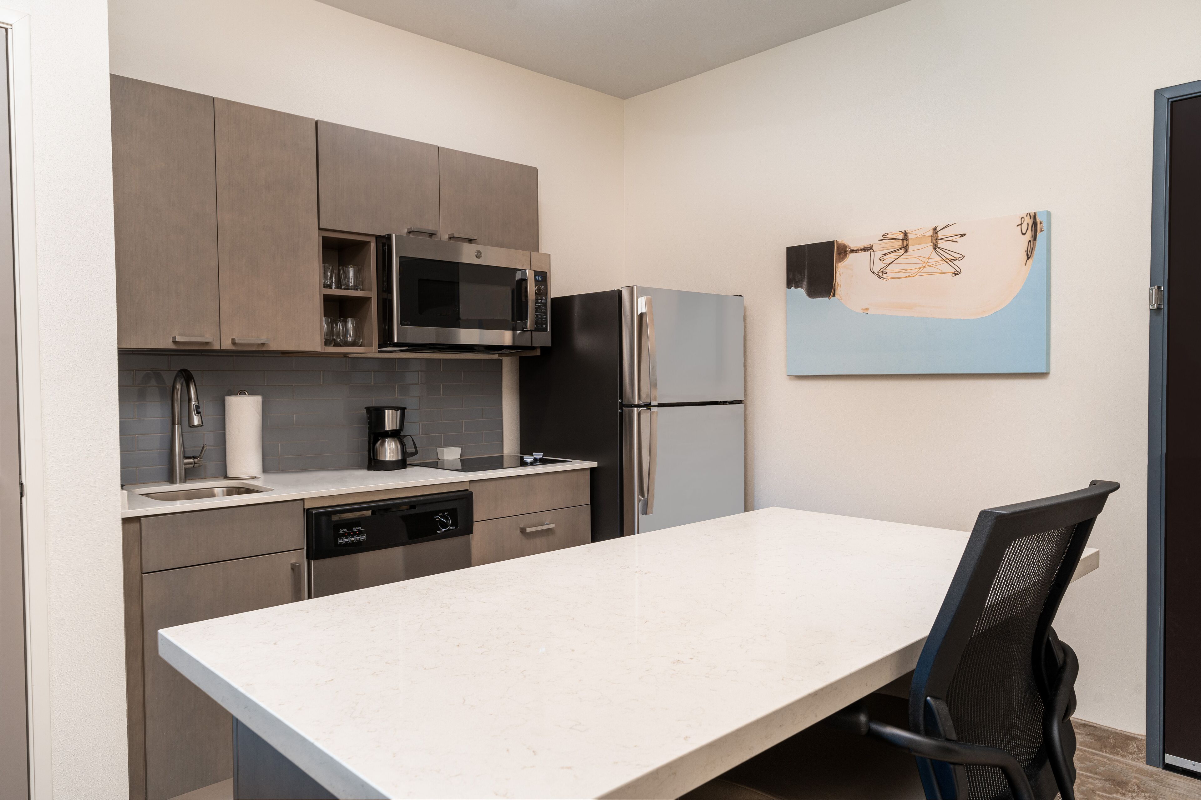 studio suite, 1 king bed with sofa bed | private kitchen | coffee/tea maker