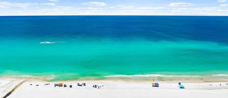 Una playa cerca