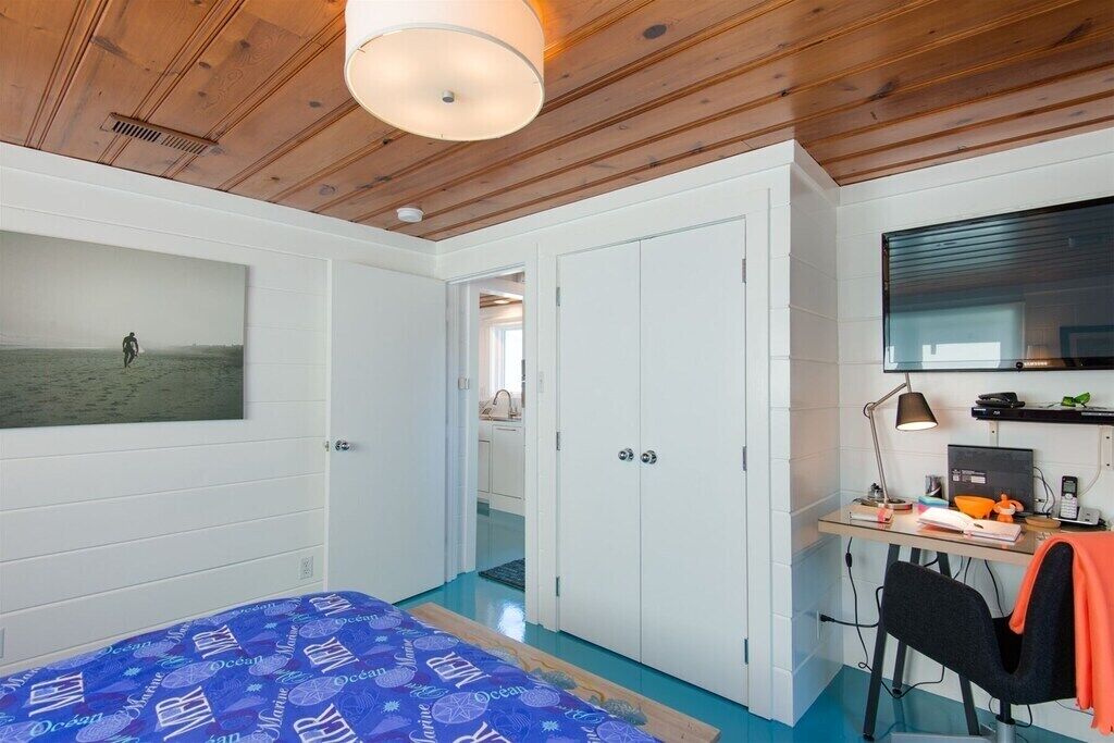 1 sovrum, skrivbord, strykjärn/strykbräda och gratis wi-fi