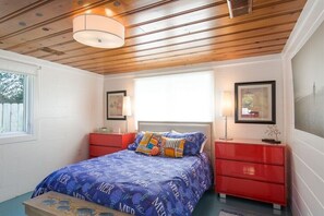 1 chambre, bureau, fer et planche à repasser, Wi-Fi gratuit