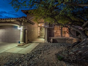 Exterior - New Vacation Rental in N. Scottsdale home Near Phoenix Open Golf Tournament (Cave Creek)