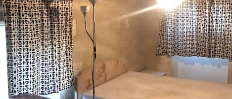 3 室のベッドルーム、WiFi