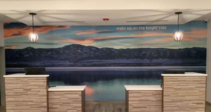 La Quinta Inn & Suites by Wyndham Littleton/Red Rocks