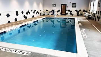 Indoor pool, open 9:00 AM to 10:00 PM, sun loungers