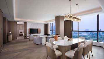 Presidential Suite, 1 King Bed, Smoking | Down comforters, memory foam beds, in-room safe, individually decorated