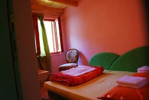 3 bedrooms, WiFi - Traditional stone house with beach views (6+1) (Trstenik)