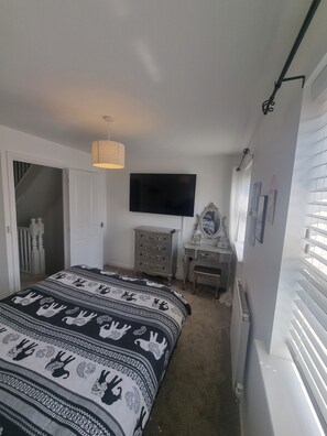 2 chambres, bureau, fer et planche à repasser, Wi-Fi