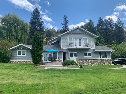 Cherry View Cottage (Approved for Short-term Rentals)