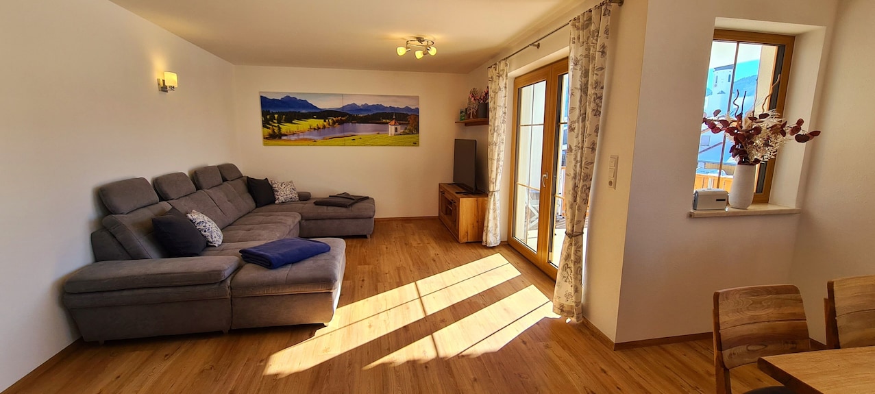 Fewo Hipp Nr. 3 - 90m² Neubau Im 1. Og Mit Balkon Und Bergblick In Top Lage - Halblech