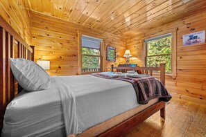 4 bedrooms, WiFi, bed sheets